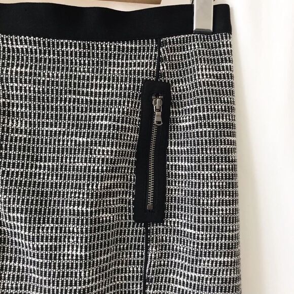 Club Monaco textured zipper skirt size 00 - Picture 2 of 8